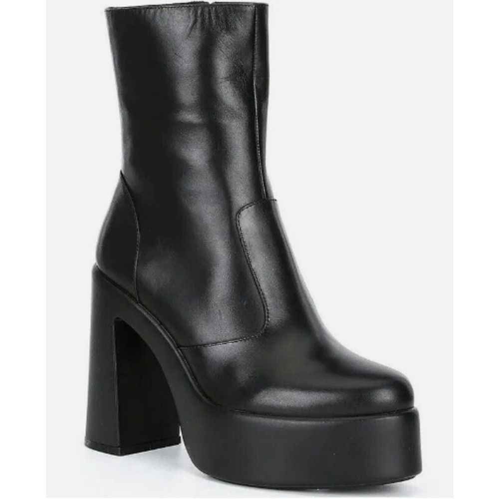 Gianni Bini Levi Tate black genuine leather platform booties NWT Size 7.5